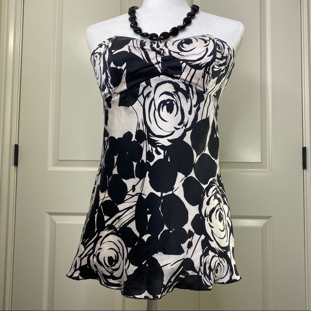 White House Black Market size small silk halter